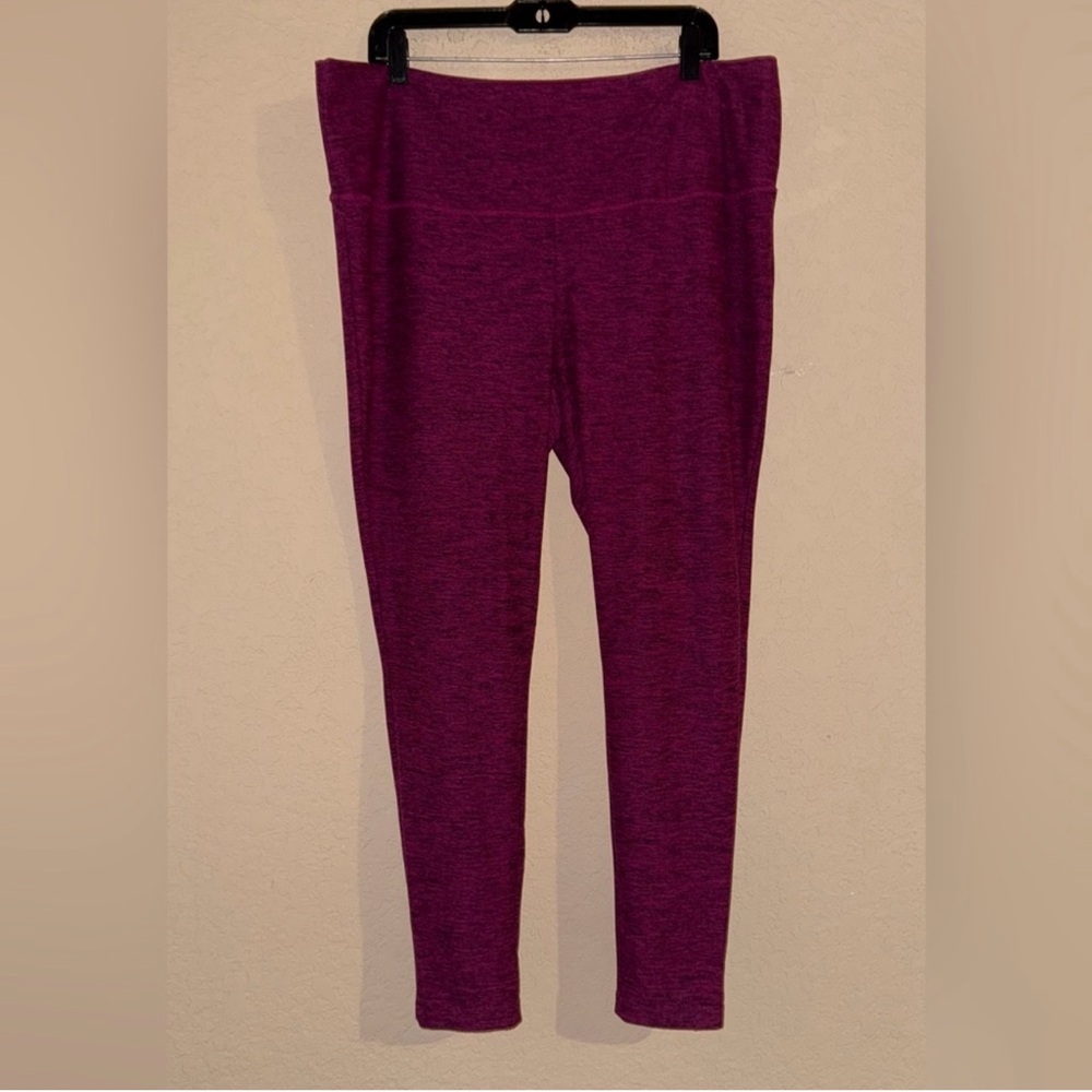 Chico's Zenergy Fuchsia Active Leggings Chico’s sz 3, 16/18 US, XL